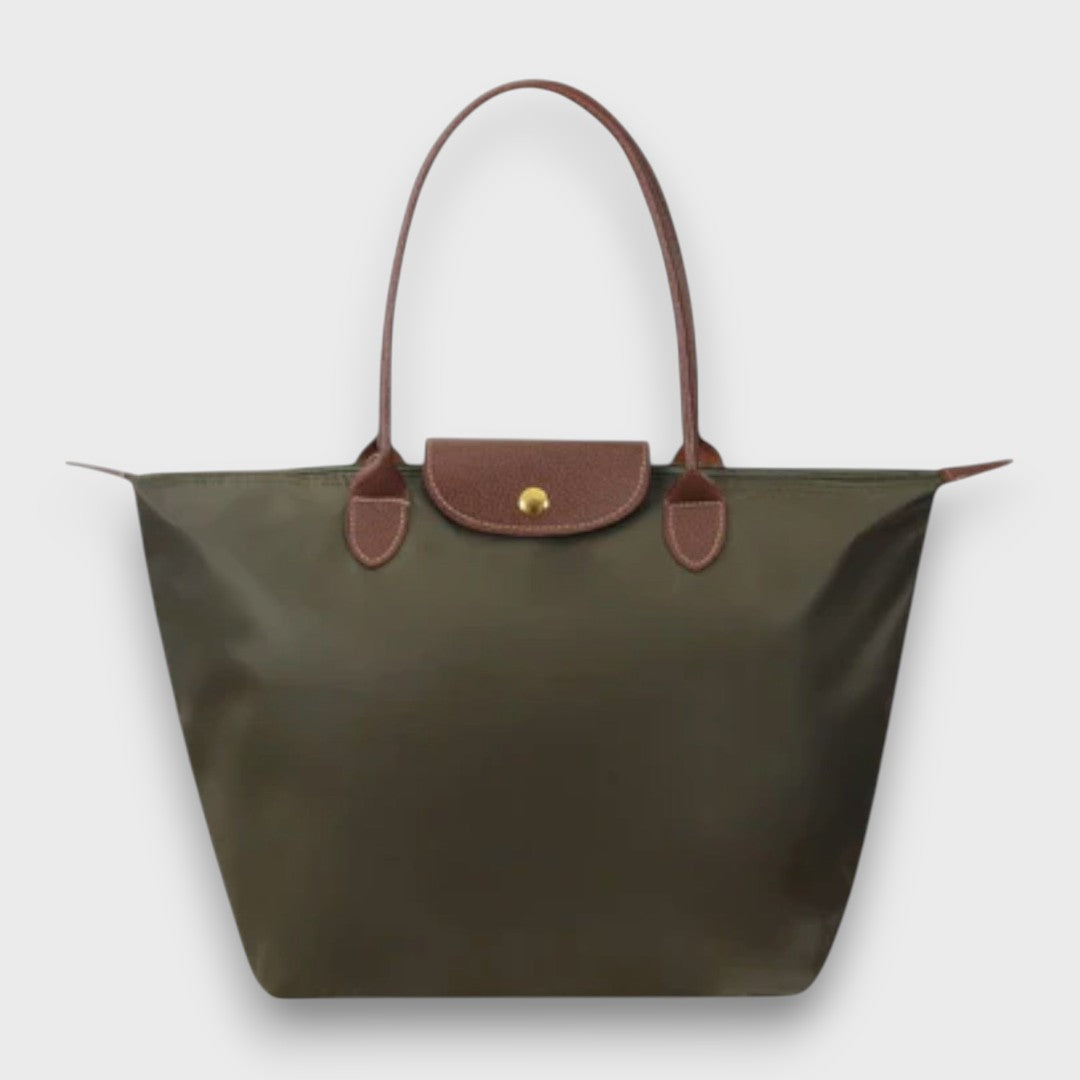 Isaure – Classic Shoulder Bag with Character