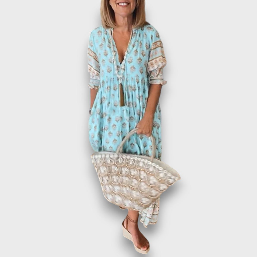 Hiley – Dress with Cutout and Boho Flair