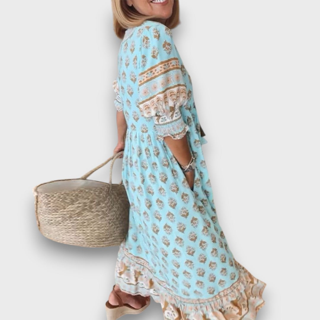 Hiley – Dress with Cutout and Boho Flair