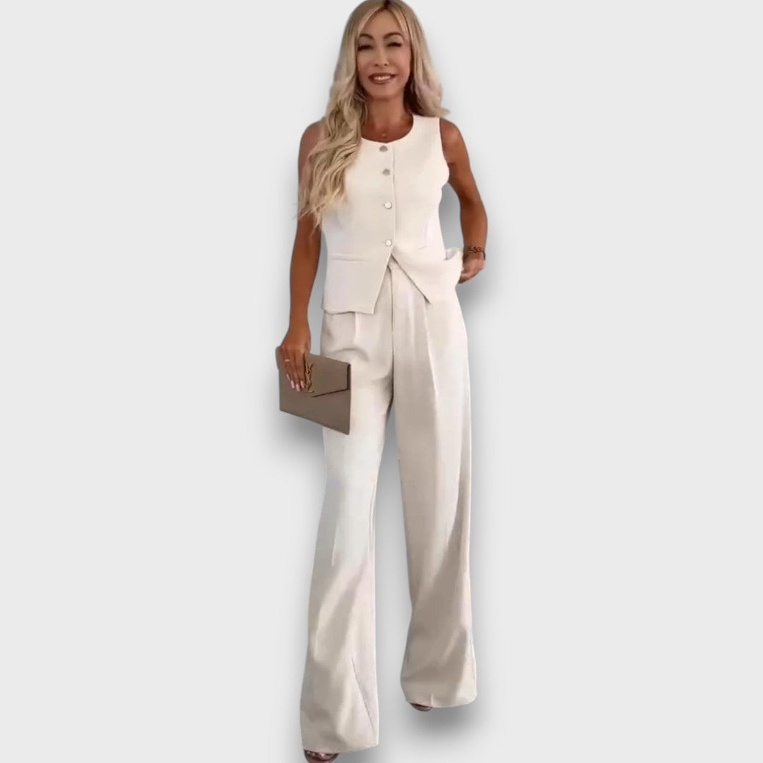 Milia – Women's Suit with Vest and Wide Leg